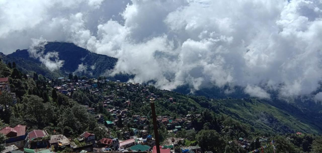 Rise N Shine Homestay Darjeeling  Exterior photo